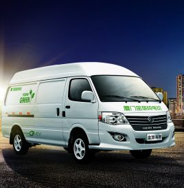 可消毒杀菌的金旅海狮C型纯电动冷藏车，让安全加码​