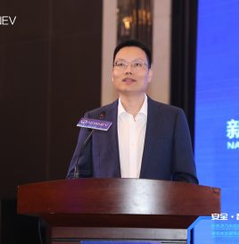 [大会回顾]华为廖振钦：AI+云，新能源汽车电池安全管理新方向