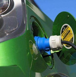 东风汽车：2024年将实现主力乘用车品牌全新车型100%电动化