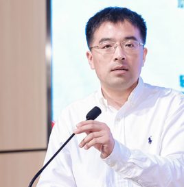 【产业大会】厦门金龙联合汽车工业有限公司副总经理、工程研究院院长苏亮：数智新汽车 引领新未来